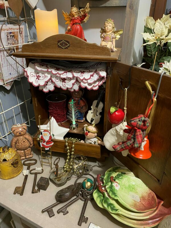 Petite armoire en chêne – Image 3