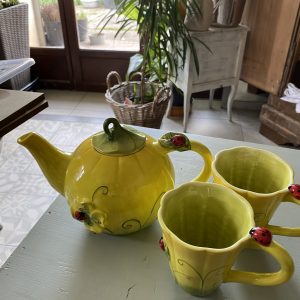 Service à thé coccinelle