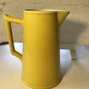 Broc en céramique