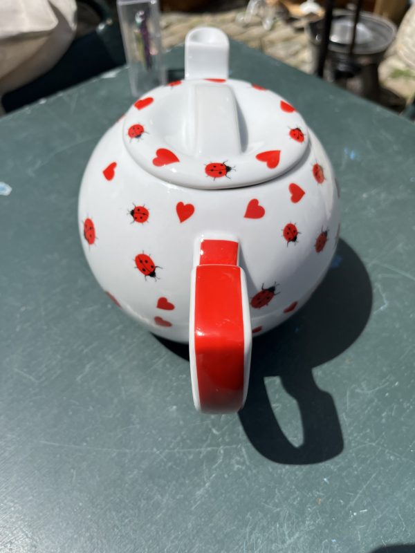 Théière coccinelle et cœur – Image 2
