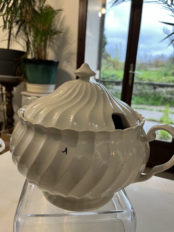 Soupière blanche