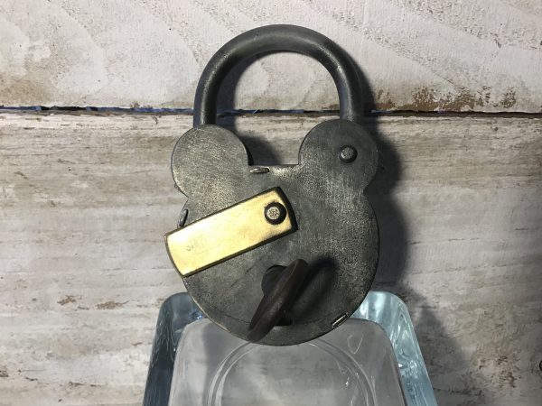 Grand cadenas oreille de Mickey