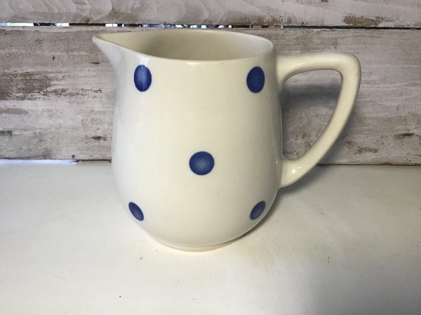 Pot à lait blanc