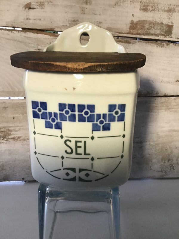 Ancienne boîte à sel en faïence